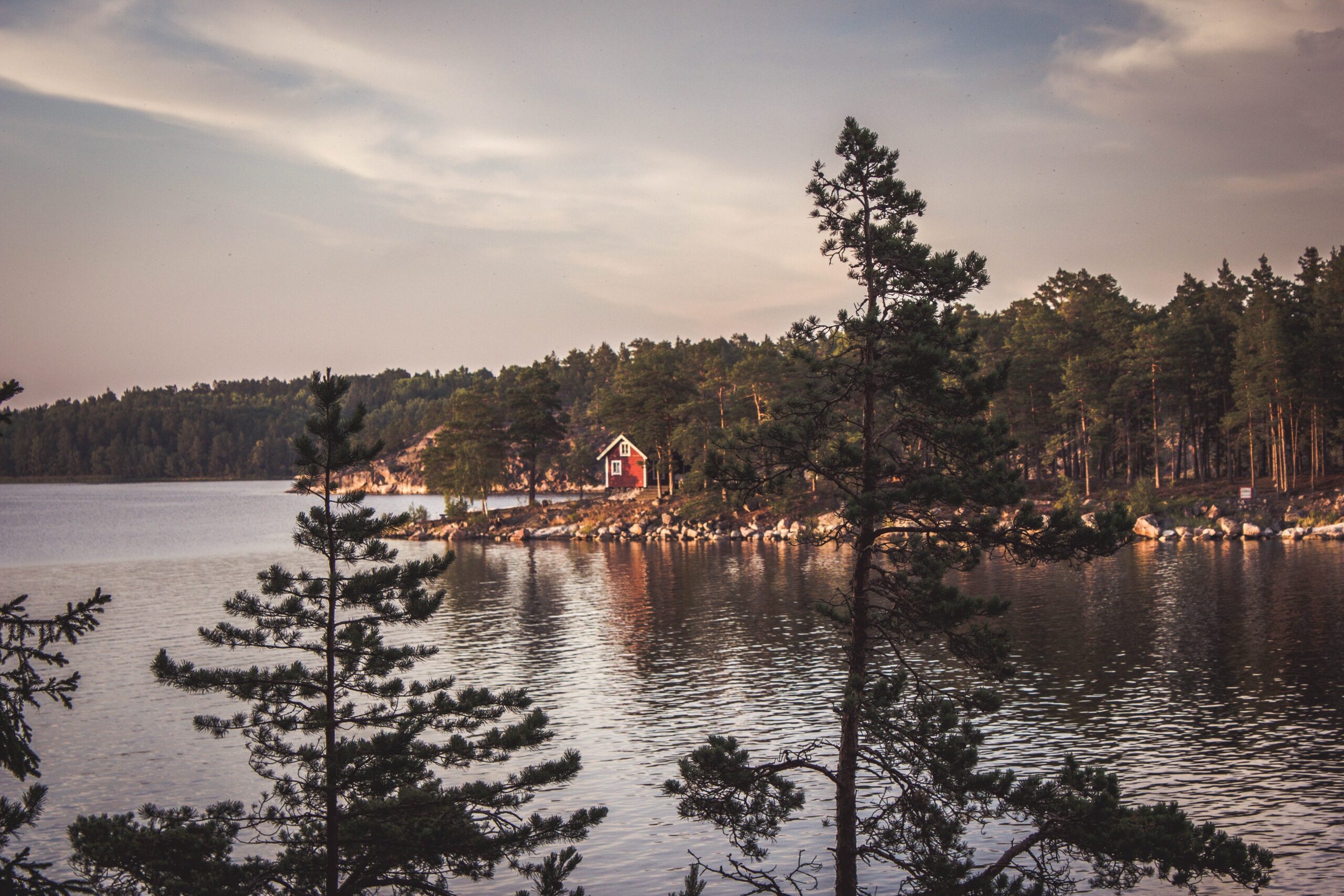 Swedish house on the lake